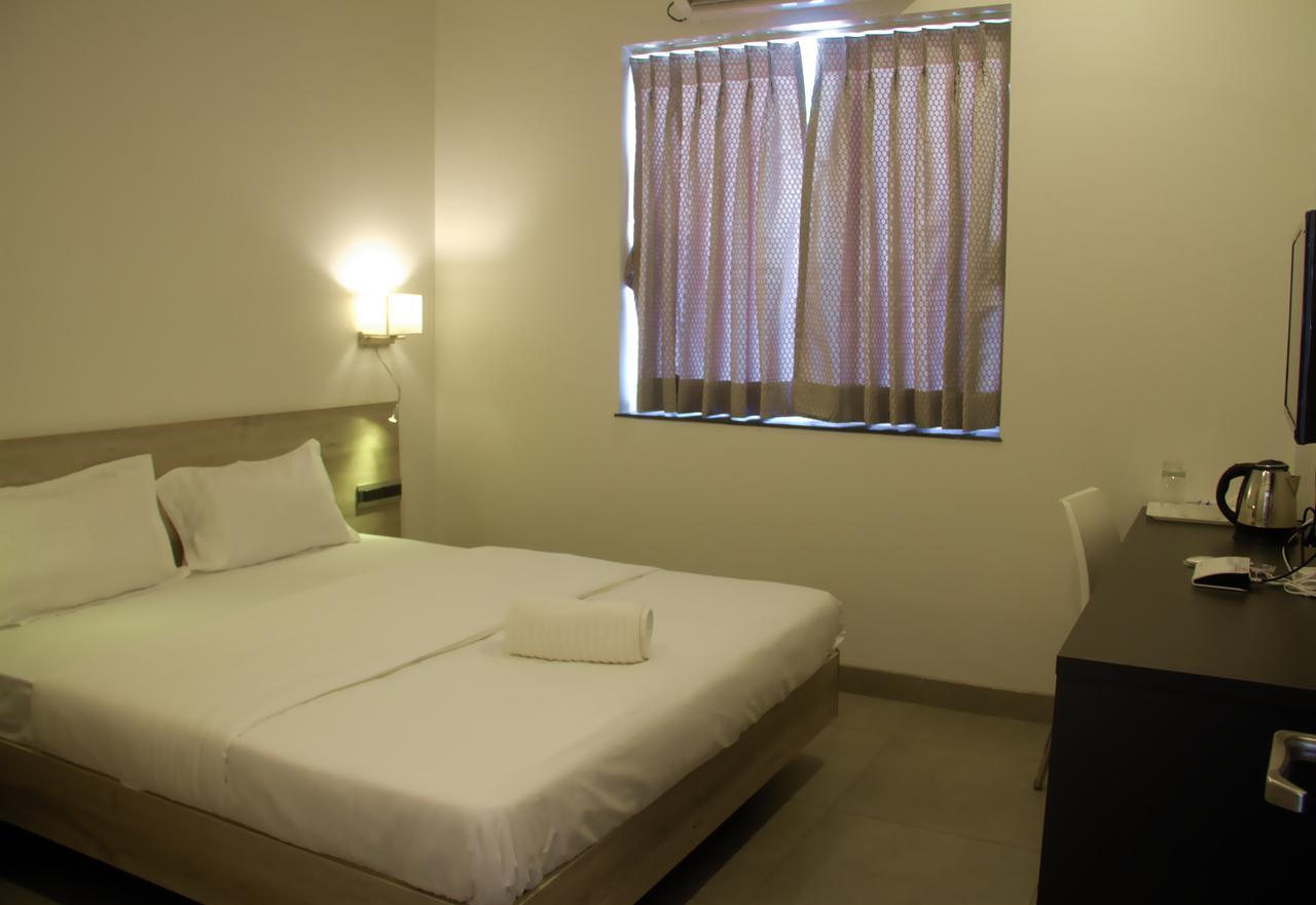 Hotel Srujan 22